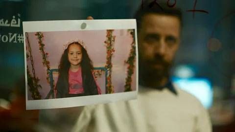 Hindistonda Isroil harbiylari tomonidan o‘ldirilgan besh yoshli qizaloq haqidagi film taqiqlandi