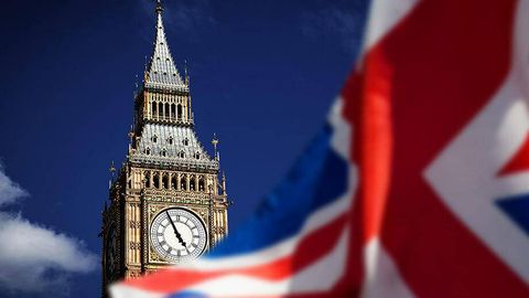 Буюк Британия виза нархларини оширади