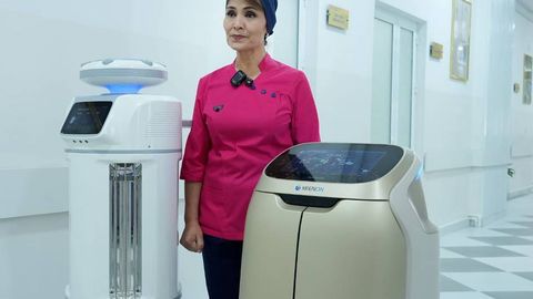 В Фергане открыли одну из первых Smart AI-больниц в стране