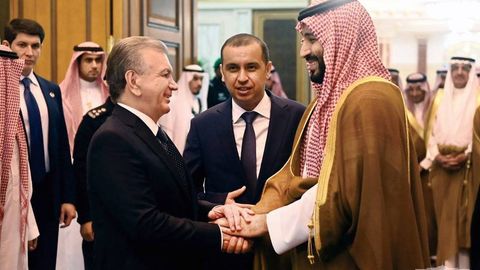 Shavkat Mirziyoyev Saudiya Arabistoni valiahdi bilan mintaqadagi vaziyat va ikki tomonlama hamkorlik masalalarini muhokama qildi