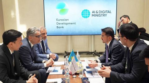 Kazakhstan, EDB Fund formalize AI partnership at Digital Qazaqstan forum