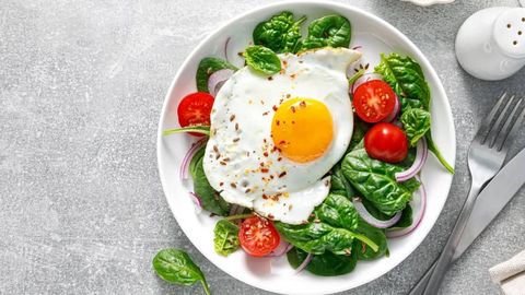 Nima uchun qovurilgan tuxum — ideal nonushta? Diyetolog izohi