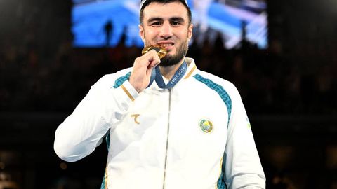 The Ring нашри боксчилар рейтингини янгилади: Усик етакчи, Жалолов кучли ўнликда