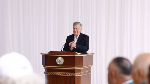 Президент Миллий дендрология боғи ташкил этиладиган ҳудудда кўчат экди