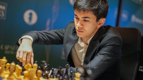 “Ҳар доим у ютарди” — Жавоҳир Синдоров Прагнанандҳани мағлуб этгач нималар деди?