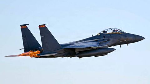 Eronda qolib ketgan AQSHning qiruvchi samolyoti uchuvchisi qanday qutqarildi?