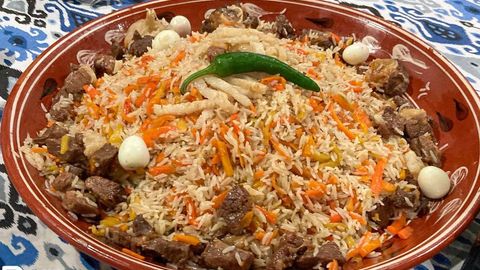 Сколько стоит в Узбекистане приготовить килограмм плова