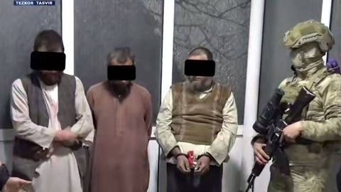 Афғонистондан Сурхондарёга 10 килодан ортиқ наркотик олиб кирган уч киши қамоққа олинди