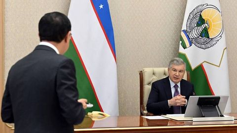 Ўзбекистонда давлат идораларида бир ходимга тўғри келадиган ўртача майдон икки бараварга қисқартирилади