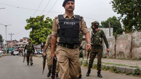 Hindistonda portlash oqibatida 8 nafar politsiyachi halok bo&lsquo;ldi