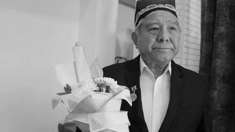 Шоир ва таржимон Қамчибек Кенжа 80 ёшида вафот этди