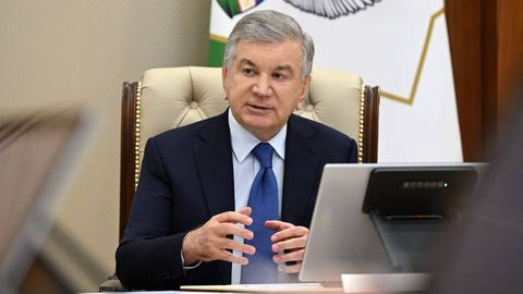 “Jazolovchi tizimdan — aholiga xizmat koʻrsatuvchi tizimga”. Prezident jamoat xavfsizligi bo‘yicha yig‘ilish o‘tkazdi