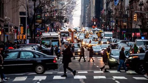 Нью Йоркда марказий йўлларда ҳаракатланиш пулли бўлди