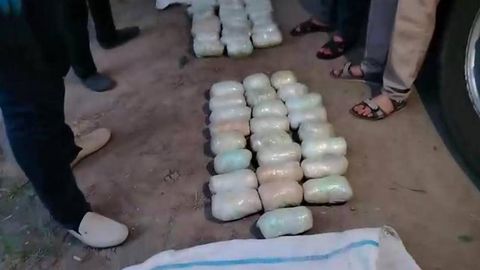 Surxondaryoda Afg‘onistondan kelgan yuk mashinasidagi qozonlar ichidan qariyb 200 kg gashish topildi