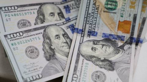 O‘zbekistonda dollar kursi yana tushdi