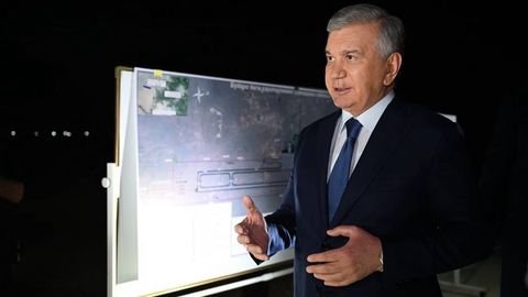 Президент Бухорода янги халқаро аэропорт лойиҳаси билан танишди
