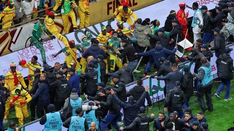 Марокаш суди 18 нафар сенегаллик футбол мухлисини қамоқ жазосига ҳукм қилди