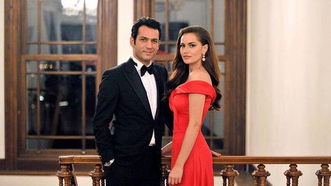 Мурат Йилдирим ва Фаҳрие Эвжен янги минисериалда бош ролларни ижро этади