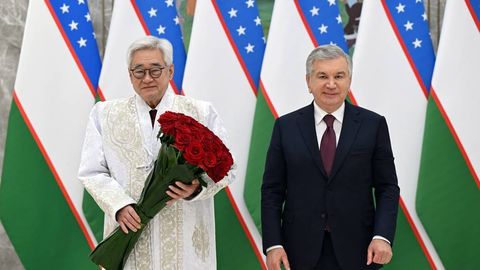 Шавкат Мирзиёев Бутунжаҳон таэквондо федерацияси президентини “Дўстлик” ордени билан тақдирлади