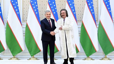 Prezident Farrux Zokirovni “Buyuk xizmatlari uchun” ordeni bilan mukofotladi