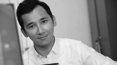 Shoir Jahongir Namozov o‘z uyida o‘lik holda topildi