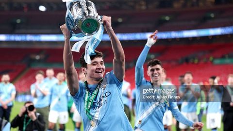 Юлдуз бўлишга уяладиган Ҳусанов. Ўзбекистонлик ҳимоячи “Манчестер Сити”даги фаолияти ҳақида