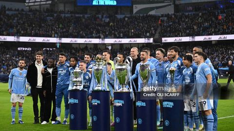 “Манчестер Сити”нинг требл давридаги олтин медаллари кимошди савдосига қўйилди (фото)