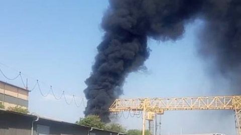 Тошкентнинг Янгиҳаёт туманидаги ишлаб чиқариш корхонасида ёнғин чиқди