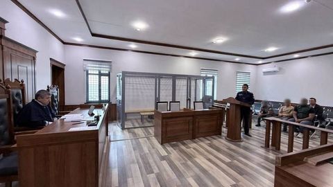 Қашқадарёда лолазорни пайҳон қилган ҳайдовчи 15 суткага қамалди