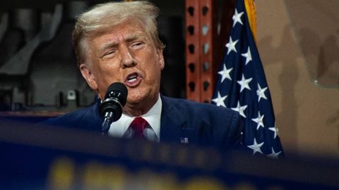 Трамп АҚШ ва Эрон ўртасидаги сулҳ узайтирилганини эълон қилди