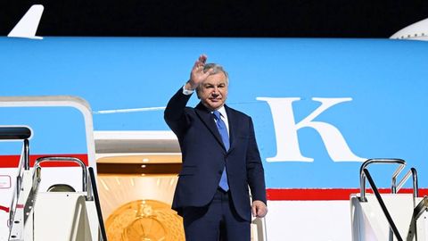 Prezident Qozogʻistonga amaliy tashrifini yakunlab, Toshkentga joʻnab ketdi