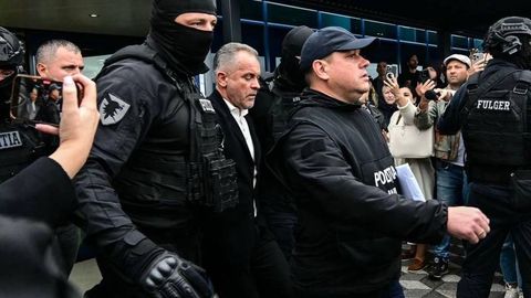 Moldovada milliarder 19 yilga qamaldi