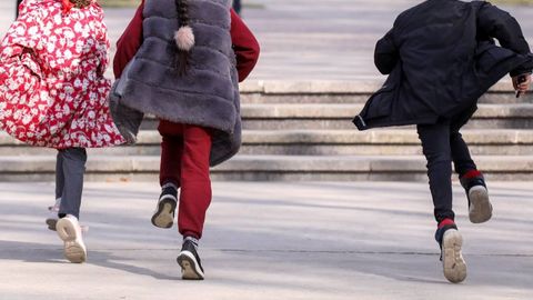 Ota-onalari deportatsiya qilingan uch nafar bola Rossiyadan O‘zbekistonga qaytarildi