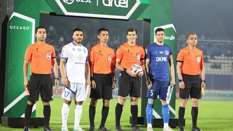 Суперлига. Тезкор гол, қизил карточка ва мураббийлар тўқнашуви: “Динамо” — “ОКМК” баҳсида жанговар дуранг қайд этилди