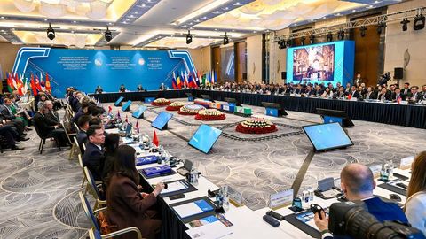 Kazakhstan to build 5,000 km of new railways in four years to expand rail capacity