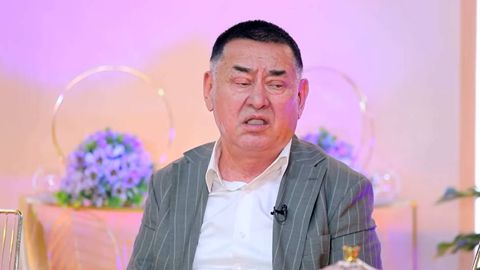 “Farzandlarimga uyimga qovoq-tumshuqsiz kelib ketish shartini qo‘ydim”. Taniqli doirachi Elmurod Islomov rafiqasining vafotidan so‘ng uylangani haqida so‘zlab berdi