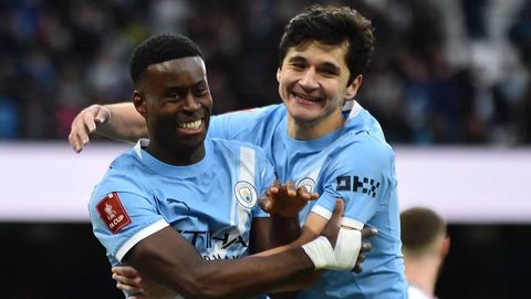 “Абдуқодир Ҳусанов ҳамда Марк Гехи жуфтлиги ажойиб ўйин кўрсатмоқда” — Гвардиола