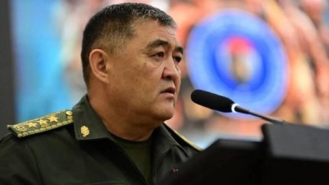 “Қамчибек Ташиев давлат тўнтаришига урингани учун ишдан бўшатилган” — қирғиз депутати