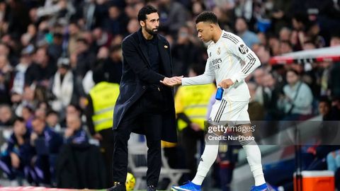 “Реал”да яна муаммо: Мбаппе ва Арбелоа ўртасидаги муносабатлар ёмонлашди