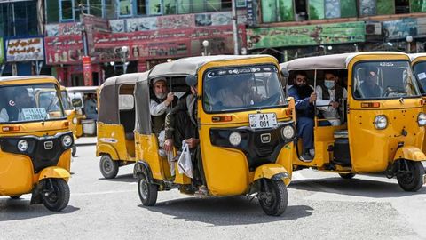 Taliban’s rickshaw ban in Herat leaves up to 50,000 drivers without income