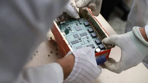 Ҳалокатга учраган AZAL самолётининг қора қутилари Бразилиядан Қозоғистонга қайтарилди&nbsp;