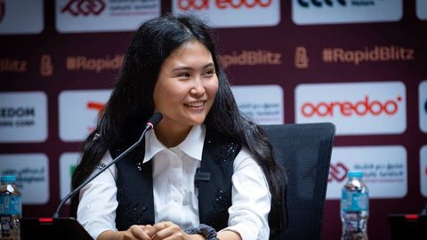 Бибисора Ассубаевa қозоқ тилини ўрганишни бошлади