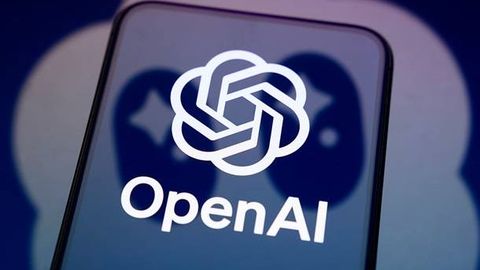 OpenAI иловаларсиз ишлайдиган янги смартфон ишлаб чиқаради