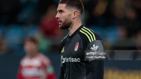 Zinedin Zidanning darvozabon o‘g‘li jag‘i sinishi oqibatida JCHni o‘tkazib yuborishi mumkin