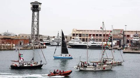 Isroil G‘azoga gumanitar yuk olib ketayotgan flotni to‘xtatib, 175 nafar faolni hibsga oldi (video)