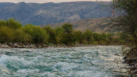 Угом дарёси давлат гидрологик табиат ёдгорлиги деб эълон қилинади