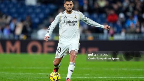 “Real Madrid”da yangi mojaro va xatodan boshlangan nizo: Sebalyos Arbeloa bilan aloqani uzdi