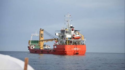 Eron blokada sabab neft qazib olishni qisqartirishni boshladi