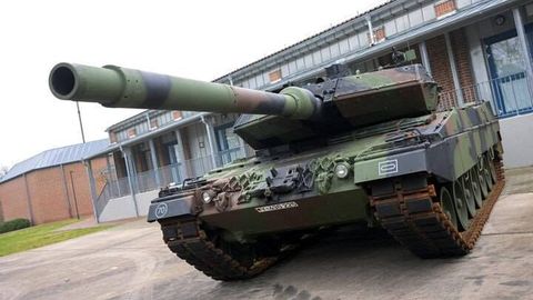 Россия таҳдидига тайёргарлик: Германия танклар ҳаракатланадиган йўлларини таъмирламоқда