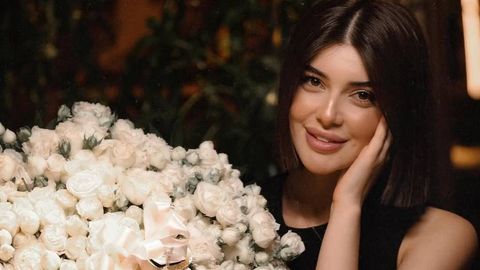 “Ukam va singlim uchun turmush qurishdan voz kechganman”. Aktrisa Zarina Yo‘ldosheva marhum onasiga bergan va’dasi va reklama evaziga olingan uyi haqida